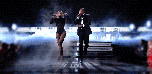 Beyonce and Jay Z dancing